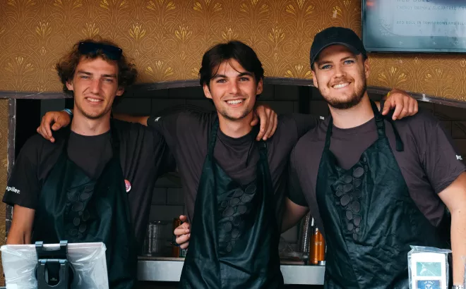 Jobstudenten aan het werk op Tomorrowland